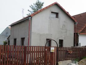Pronájem, rodinný dům 2+1, 50 m2, Broumy