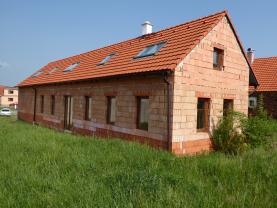 Prodej, rodinný dům 5+1, 190 m2, Mažice