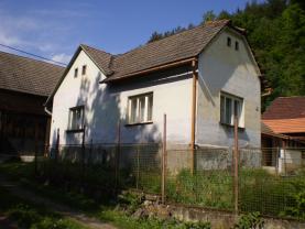 Prodej, rodinný dům 2+1, 1348 m2, Petrov