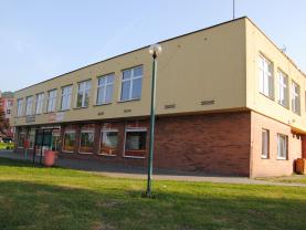 Pronájem, obchodní prostory, 546 m2, Prachovice