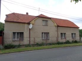 House, Kolín, Bělušice