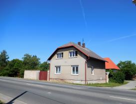 House, Nymburk, Písková Lhota