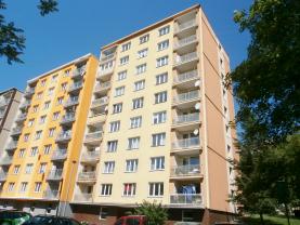 Prodej, byt 2+1, 69 m2, Karlovy Vary, ul. Chomutovská