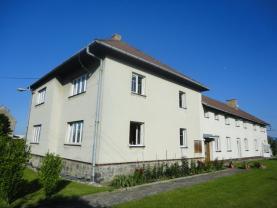 Prodej, bytový dům 12+4, 2990 m2, Javorník