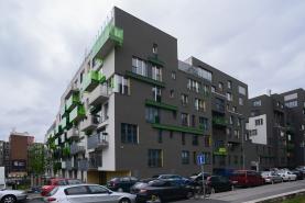 Prodej, byt 1+kk, 43 m2, Praha 10 - Vršovice, zahrada 38 m2