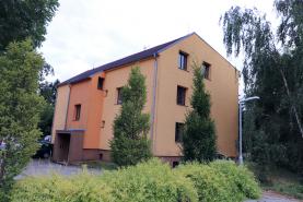 Prodej, byt 2+kk, 43 m2, Zeleneč, ul. Mstětická