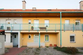 Prodej, byt 2+kk, 62 m2, Nehvizdy
