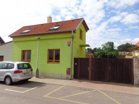 Pronájem, rodinný dům 4+1, 140 m2, Praha 4 - Libuš