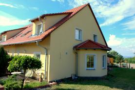 Prodej, rodinný dům 5+kk, 180 m2, Postřižín, pozem. 714 m²