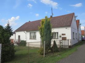 Prodej, rodinný dům 4+1, 448 m2, Litohlavy