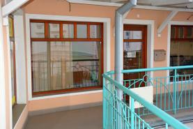 Pronájem, obchod a služby, 68 m2, Mariánské Lázně, Hl. Třída