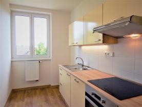 Prodej, byt 3+1, 60 m2, Úmyslovice