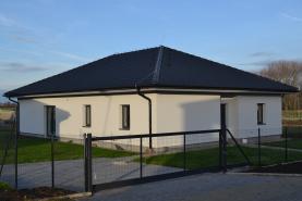 Prodej, rodinný dům 5+kk, 130 m², Veleň