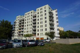 Pronájem, byt 1+kk, Pardubice, ul. Labský Palouk