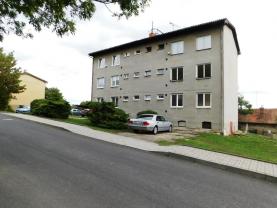 Prodej byt 3+1, 78 m2, Chožov