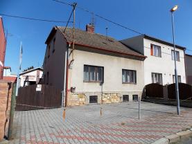 Prodej, rodinný dům + dílna, 352 m2, Plzeň, ul. Borová