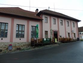 Pronájem, restaurace, Svinaře