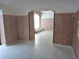 Pronájem, obchodní prostory, 25 m2, Kladno, ul. T.G.Masaryka