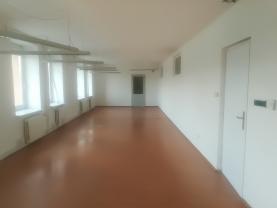 Pronájem, kancelářský prostor, 72 m2, Zlín - Malenovice