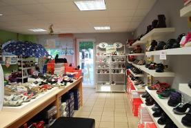 Pronájem, obchodní prostory, 40 m2, Luhačovice