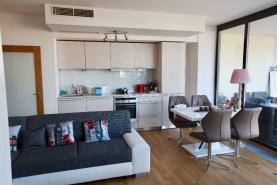 Prodej, byt 2+kk, 87 m2, OV, Praha 3 - Central Park