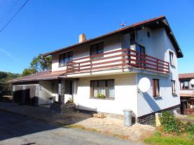 Prodej, rodinný dům 4+1, 971 m2, Plánice