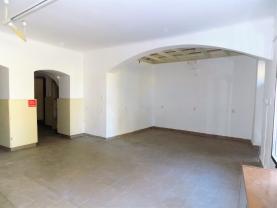 Pronájem, obchodní prostor 88 m2, Kostelec nad Černými lesy