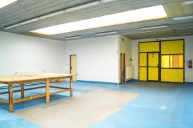 Pronájem, Komerční prostor, 185 m², Kounice