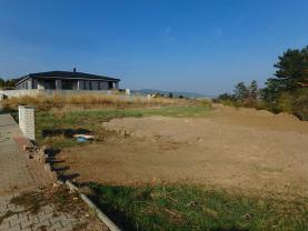 Prodej, stavební pozemek, 1035 m2, Králův Dvůr - Levín
