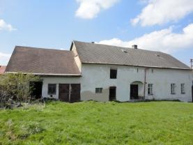 Prodej, rodinný dům 5+1, 1046 m2, Nové Lublice