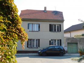 Prodej, rodinný dům 4+1, Dvory