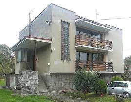 Prodej, rodinný dům 8+2, 153 m2, Bravantice