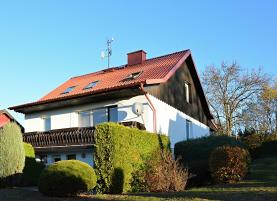 Prodej, rodinný dům 8+3, 1630 m2, Stará Voda