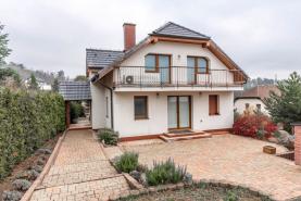 Prodej, rodinný dům 5+1, Králův Dvůr, ul. Pod Lesem