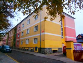 Prodej, byt 1+kk, 37 m2, Louny