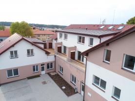 Prodej, 1+kk, 32,80 m2, OV, Svojetice