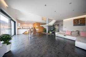 Prodej, rodinný dům 5+kk, 448 m2, Olomouc - Nedvězí