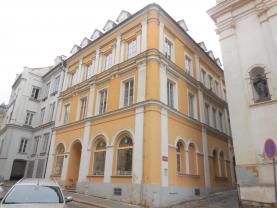 Pronájem, cukrárna, 112 m2, ul. Kamenná, Cheb