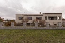 Prodej, rodinný dům 5+1, 290 m2, Kostelec na Hané