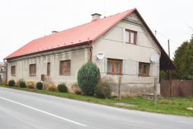 Prodej, rodinný dům 3+1, 468 m2, Troubelice