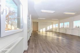Pronájem, kancelářské a skladové prostory, 73 m2, Březí
