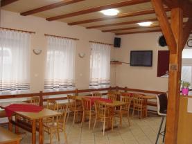 Pronájem, restaurace, Sentice