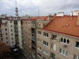 Prodej, byt 1+kk, 39m2, Praha 3, Flora