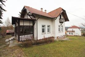 Prodej, rodinný dům, 1308 m2, Zbiroh, ul. Divadelní