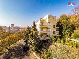 Pronájem, byt 4+1, 120 m2, Praha, ul. Perucká