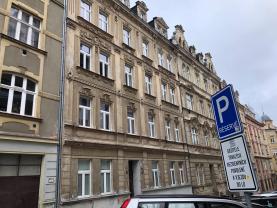 Prodej, byt 2+kk, 81 m2, Karlovy Vary, ul. Raisova