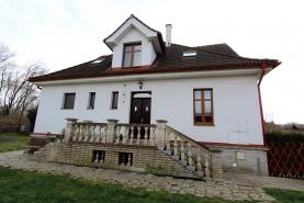 Prodej, rodinný dům, 7+2, 2097 m2, Janovice nad Úhlavou