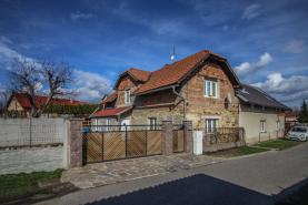 Prodej, rodinný dům 4+1, 374 m2, Malotice