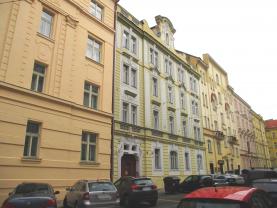 Pronájem, byt 1+1, 33 m2, Praha 5 - Smíchov, ul. Vrázova