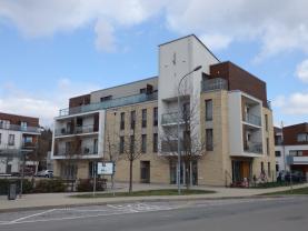 Prodej, byt 3+kk, 86 m2, Statenice, ul. Zelená